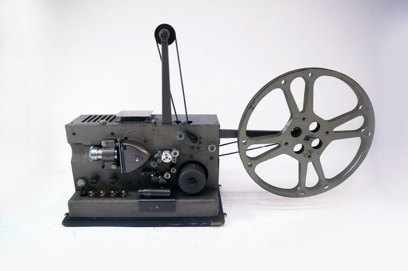 proyector 16mm. forway ind. 1u